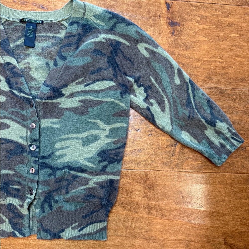 Lucky Brand Y2K Camo Cardigan Lambswool Cropped Fitted V Neck M